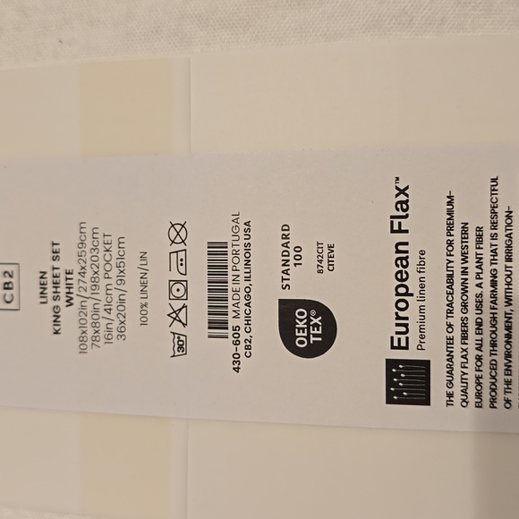 Classic EUROPEAN FLAX™-Certified Linen White King Sheet Set,Retail Price $309.00 - Picture 11 of 12